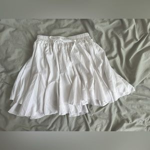 White flowy pleated skirt